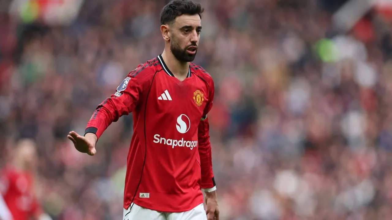 برونو فيرنانديز يكشف سر سعادته الحقيقية داخل ملعب كرة القدم مع زملائه